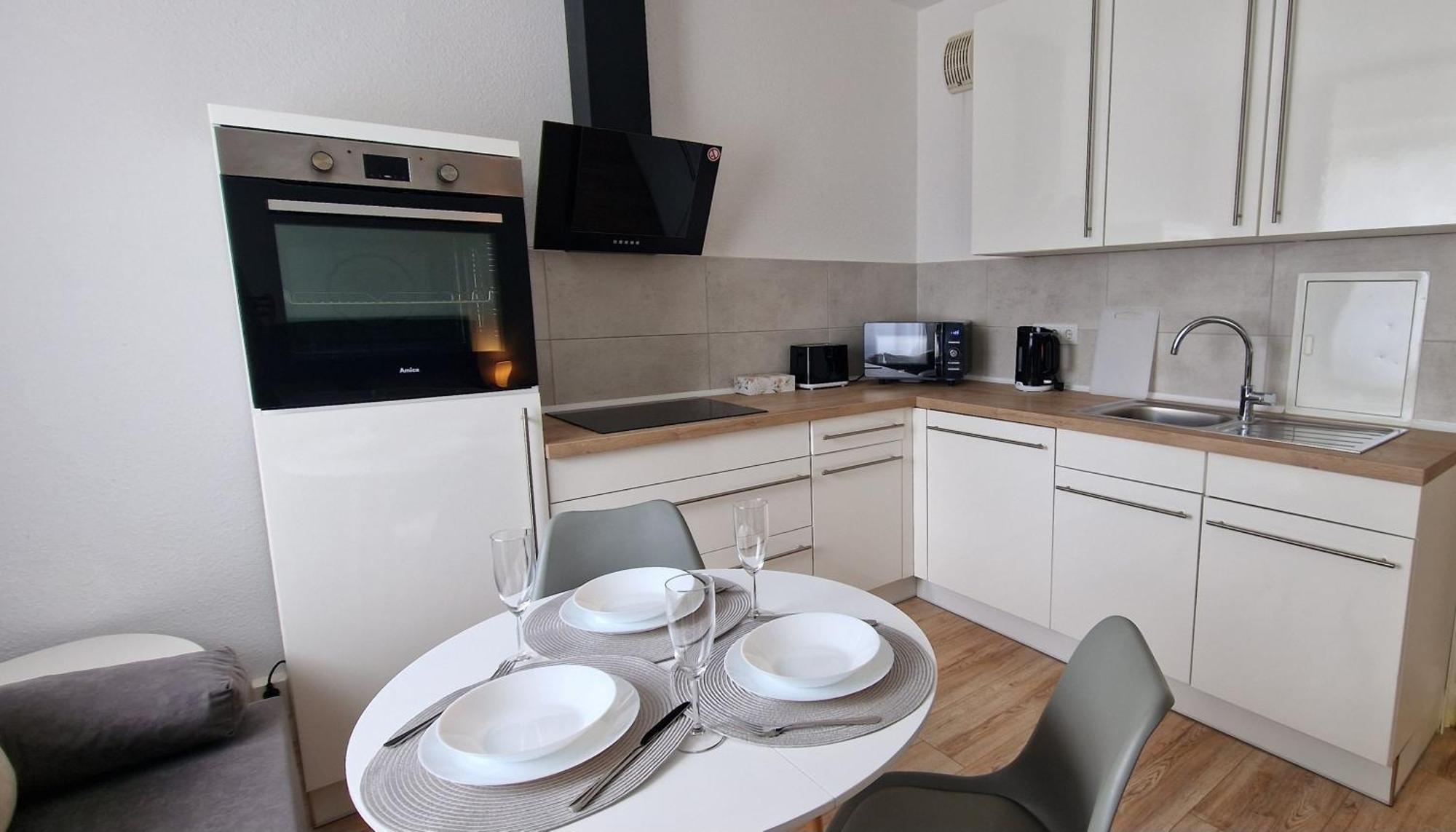 Zentrum Apartment - Oled Tv - Ps4 - Balkon - Parking Chemnitz Buitenkant foto